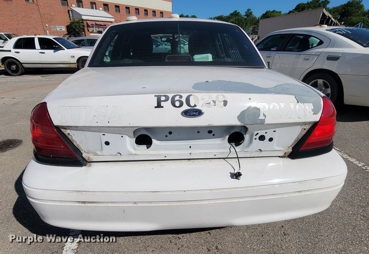 image for item IE9251 2011 Ford Crown Victoria Police Interceptor