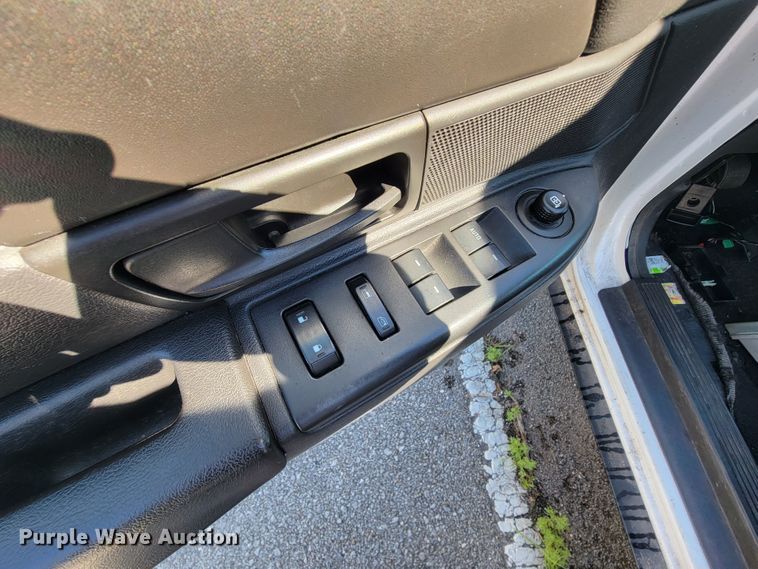 image for item IE9251 2011 Ford Crown Victoria Police Interceptor