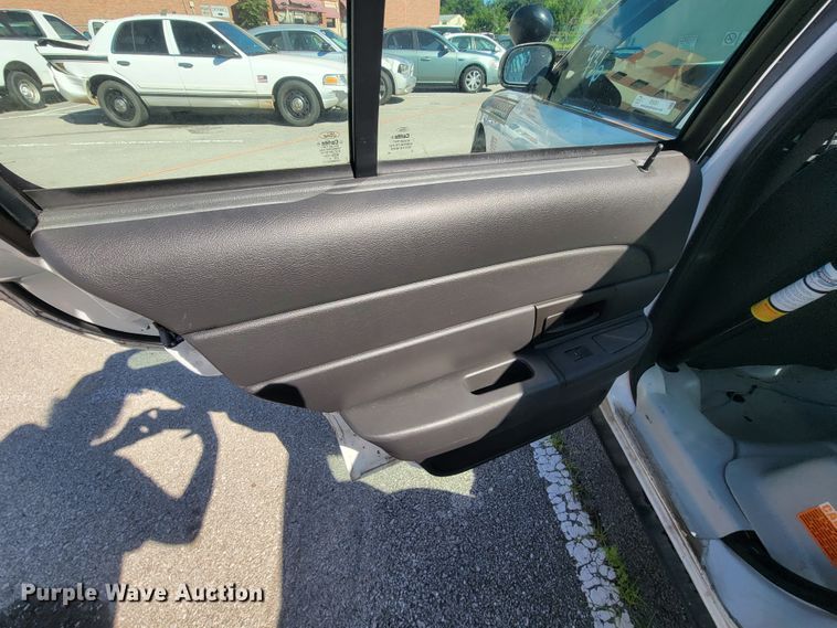 image for item IE9251 2011 Ford Crown Victoria Police Interceptor