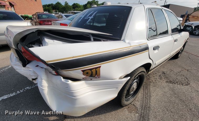 image for item IE9258 2011 Ford Crown Victoria Police Interceptor