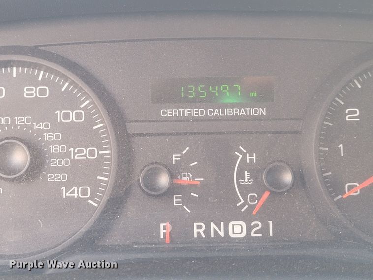 image for item IE9258 2011 Ford Crown Victoria Police Interceptor