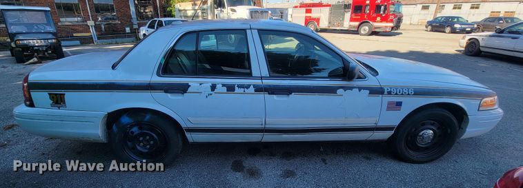 image for item IE9285 2009 Ford Crown Victoria Police Interceptor