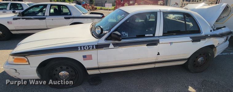 image for item IE9289 2011 Ford Crown Victoria Police Interceptor