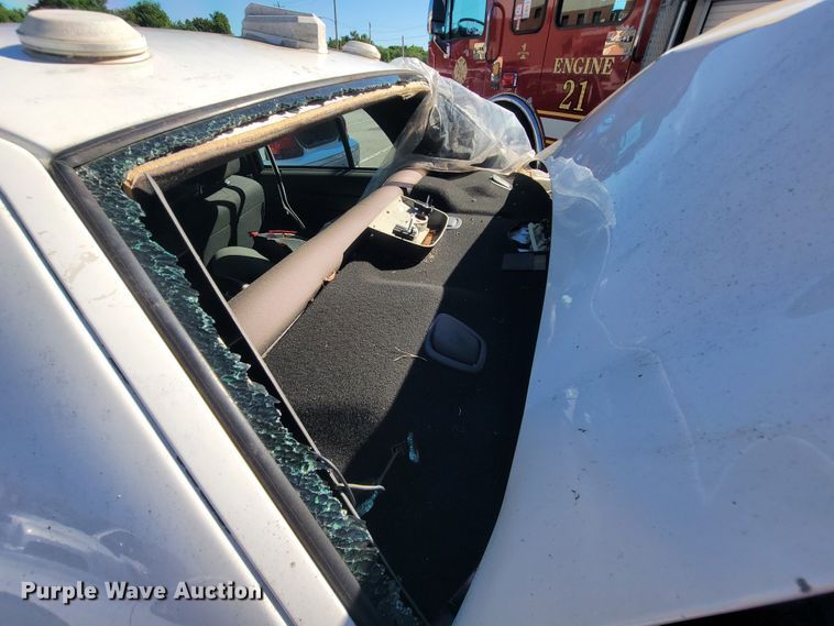 image for item IE9289 2011 Ford Crown Victoria Police Interceptor