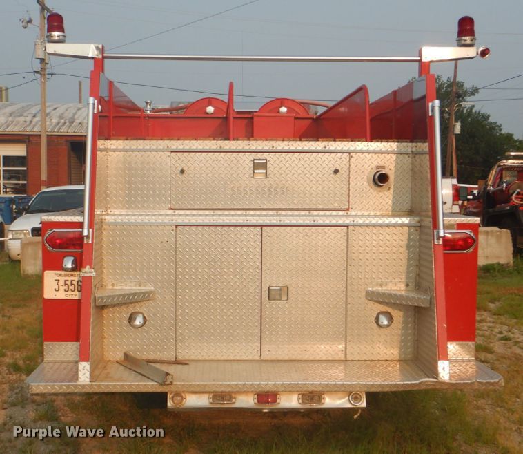 image for item IE9416 1978 Ford F700  pumper fire truck