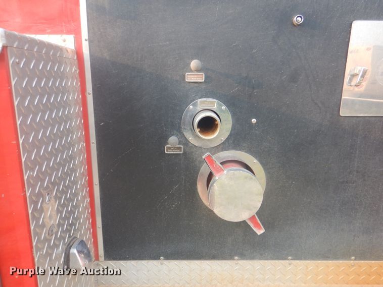 image for item IE9416 1978 Ford F700  pumper fire truck