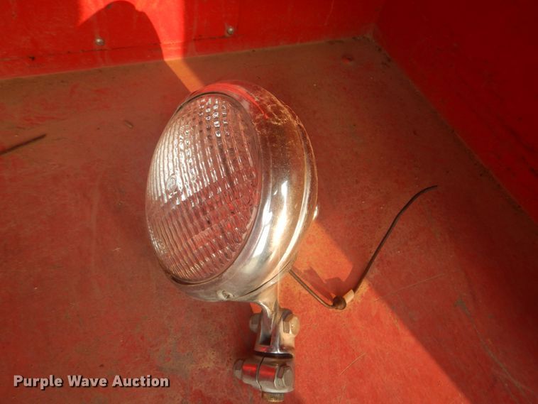 image for item IE9416 1978 Ford F700  pumper fire truck