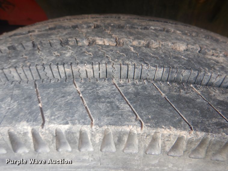 image for item IE9416 1978 Ford F700  pumper fire truck