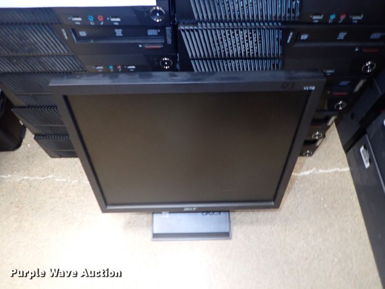 image for item IK9013 (23) Lenovo 7518 computers