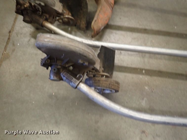 image for item IK9022 (5) string trimmers