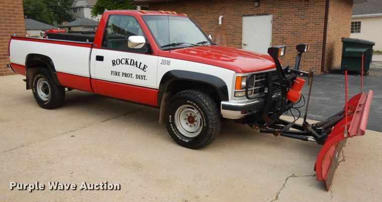 image for item IL9904 1988 Chevrolet K3500  pickup truck