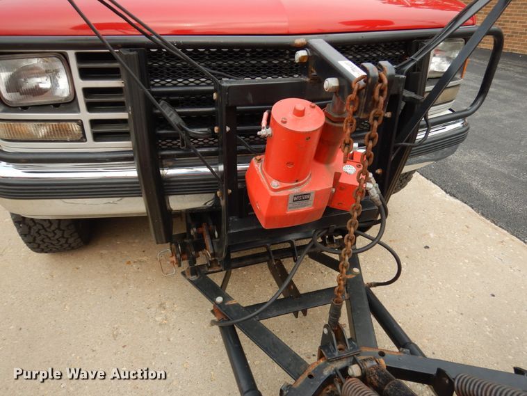 image for item IL9904 1988 Chevrolet K3500  pickup truck