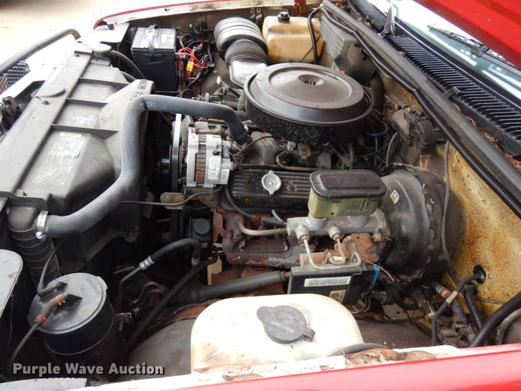 image for item IL9904 1988 Chevrolet K3500  pickup truck