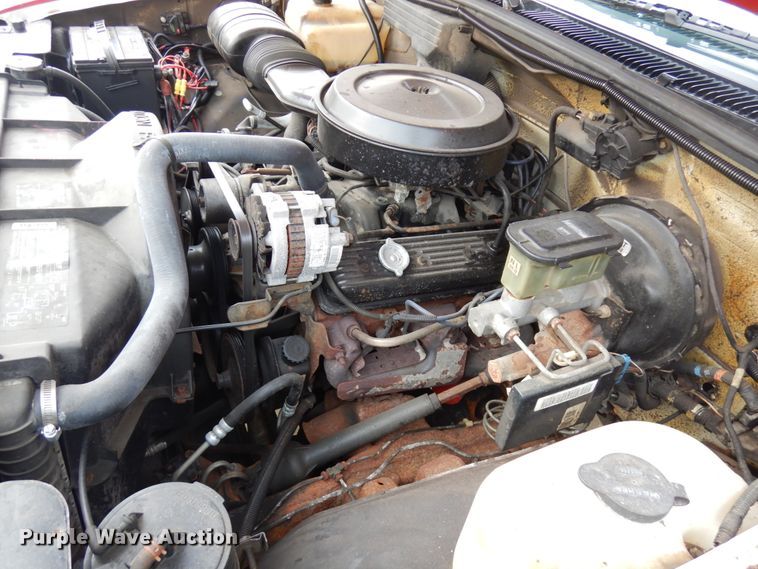 image for item IL9904 1988 Chevrolet K3500  pickup truck