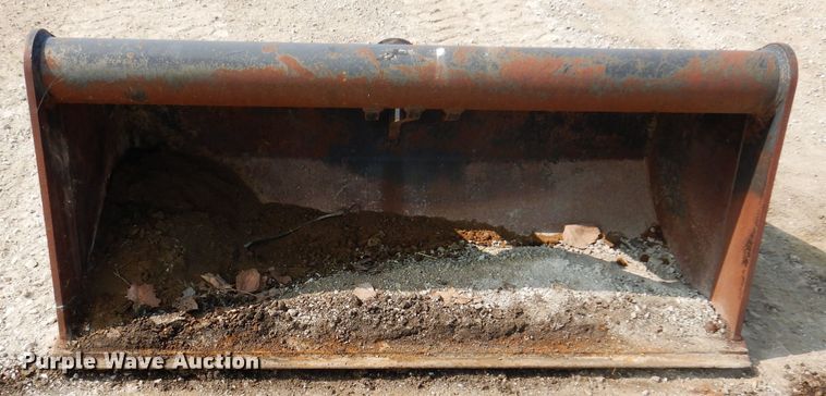 image for item IN9748 Central Fabricators DG-XLS  72"W excavator bucket