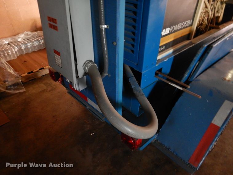 image for item IN9763 John Deere  generator