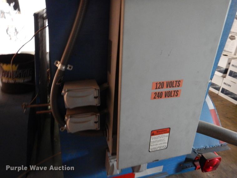 image for item IN9763 John Deere  generator