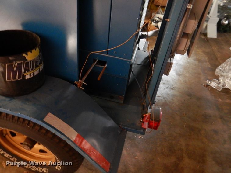 image for item IN9763 John Deere  generator