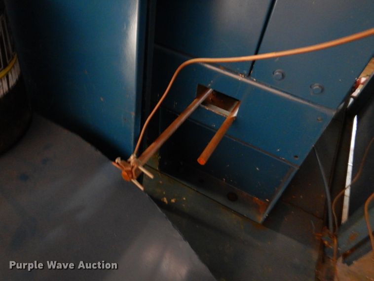 image for item IN9763 John Deere  generator