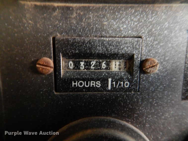 image for item IN9763 John Deere  generator