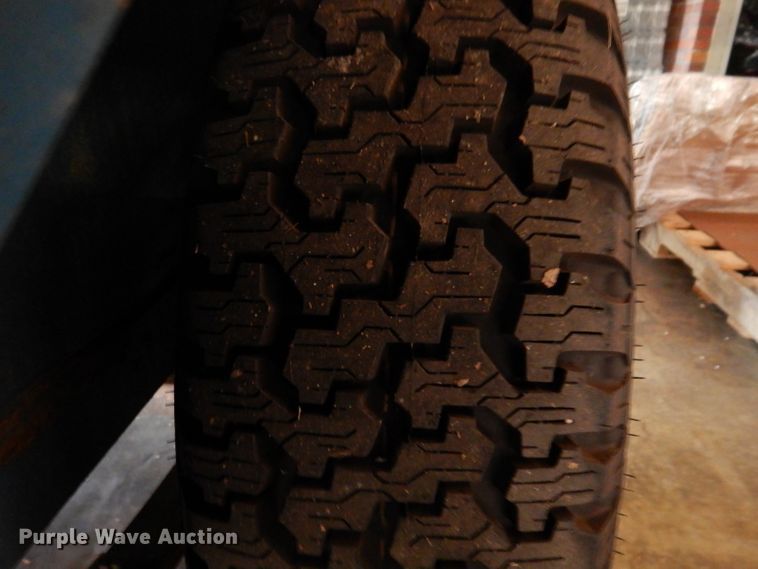 image for item IN9763 John Deere  generator