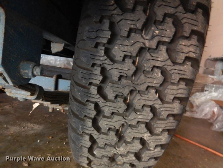 image for item IN9763 John Deere  generator