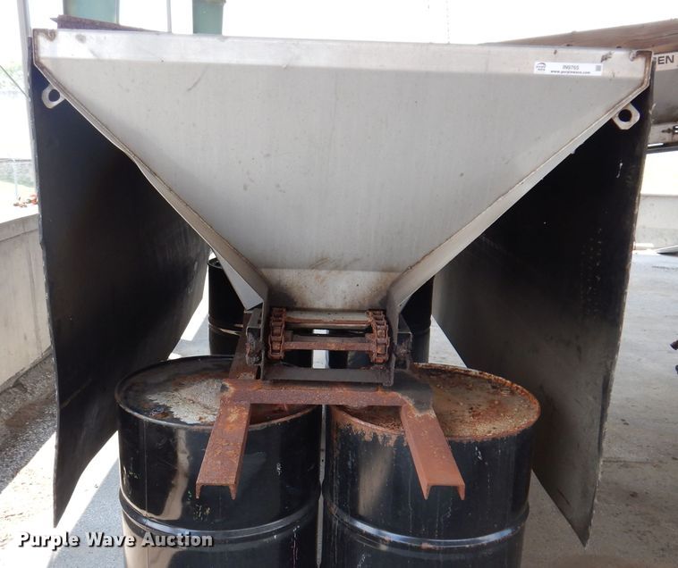 image for item IN9765 Highway Equipment Company MP-10  spreader