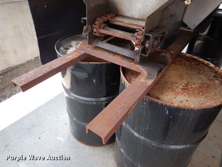 image for item IN9765 Highway Equipment Company MP-10  spreader