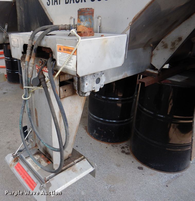 image for item IN9765 Highway Equipment Company MP-10  spreader