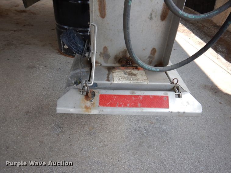 image for item IN9765 Highway Equipment Company MP-10  spreader