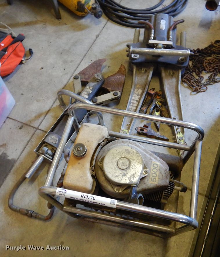 image for item IN9770 Hurst  Jaws of Life rescue tool