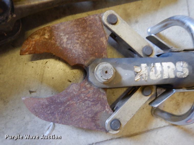image for item IN9770 Hurst  Jaws of Life rescue tool