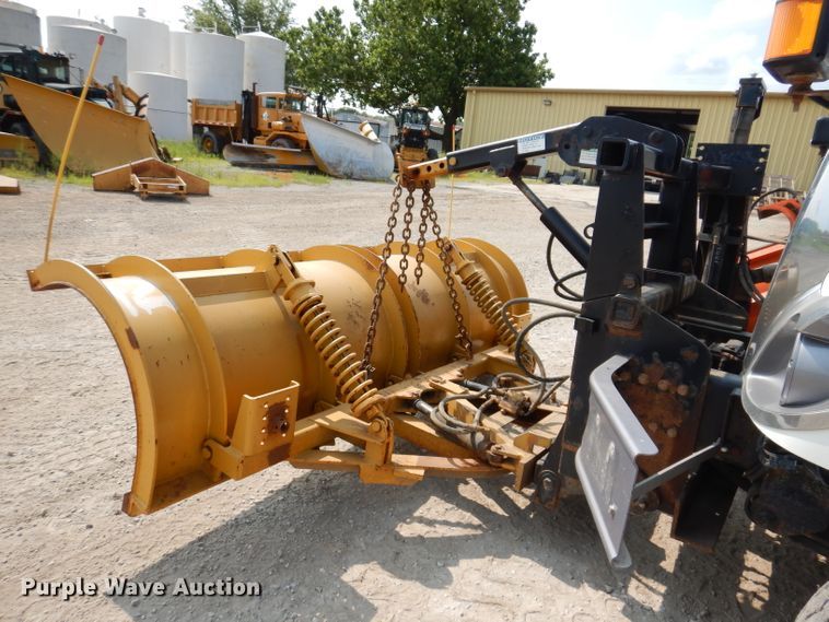 image for item IQ9747 2010 International 7400  dump truck