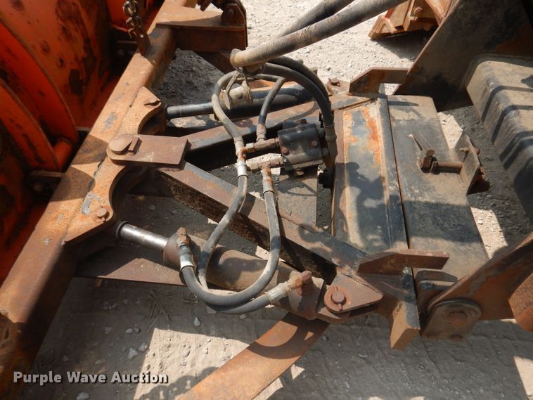 image for item IQ9748 2010 International WorkStar 7400  dump flatbed truck