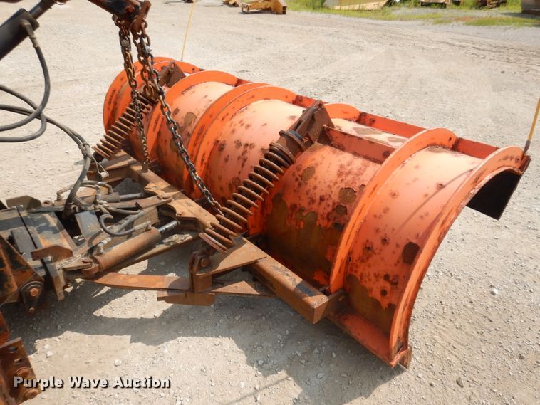 image for item IQ9748 2010 International WorkStar 7400  dump flatbed truck