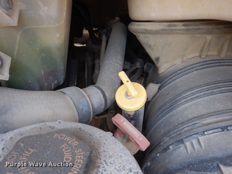 image for item IQ9748 2010 International WorkStar 7400  dump flatbed truck