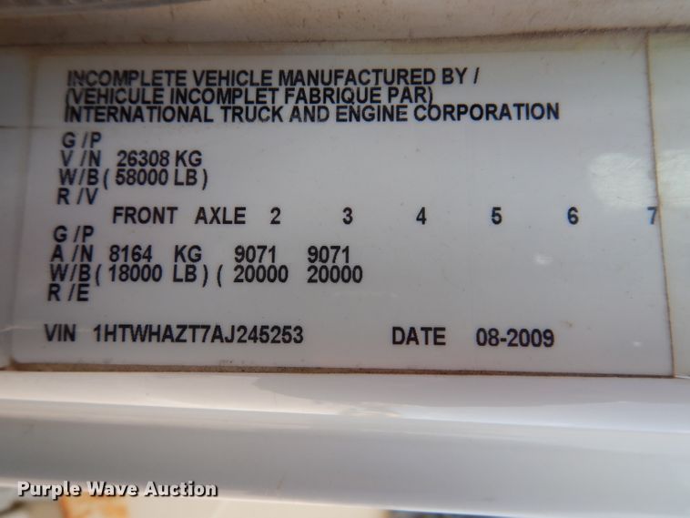 image for item IQ9748 2010 International WorkStar 7400  dump flatbed truck