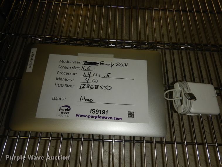 image for item IS9191 Apple MacBook Air 11" laptop