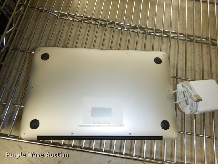 image for item IS9191 Apple MacBook Air 11" laptop
