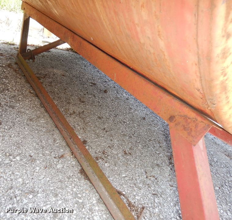 image for item IW9802 Fuel tank