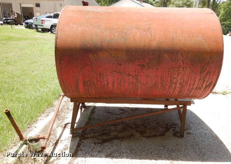 image for item IW9804 Fuel tank