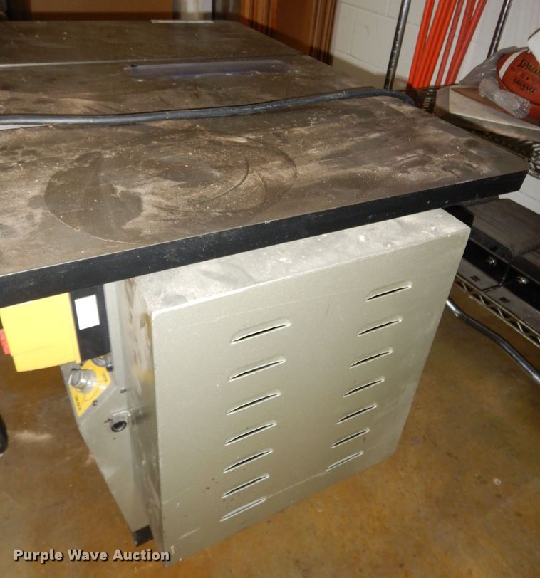 image for item IW9946 Craftsman  10" table saw