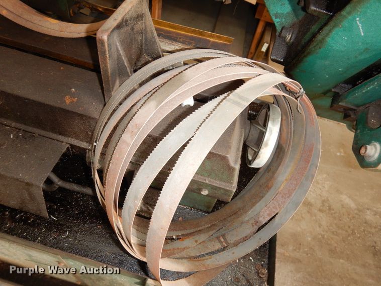 image for item IW9950 Grizzly 69744Z  bandsaw