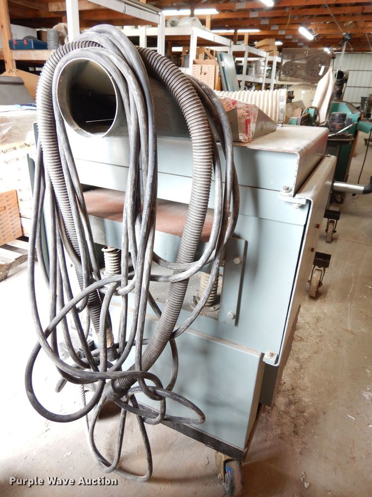 image for item IW9951 1989 Delta 22460  20" planer