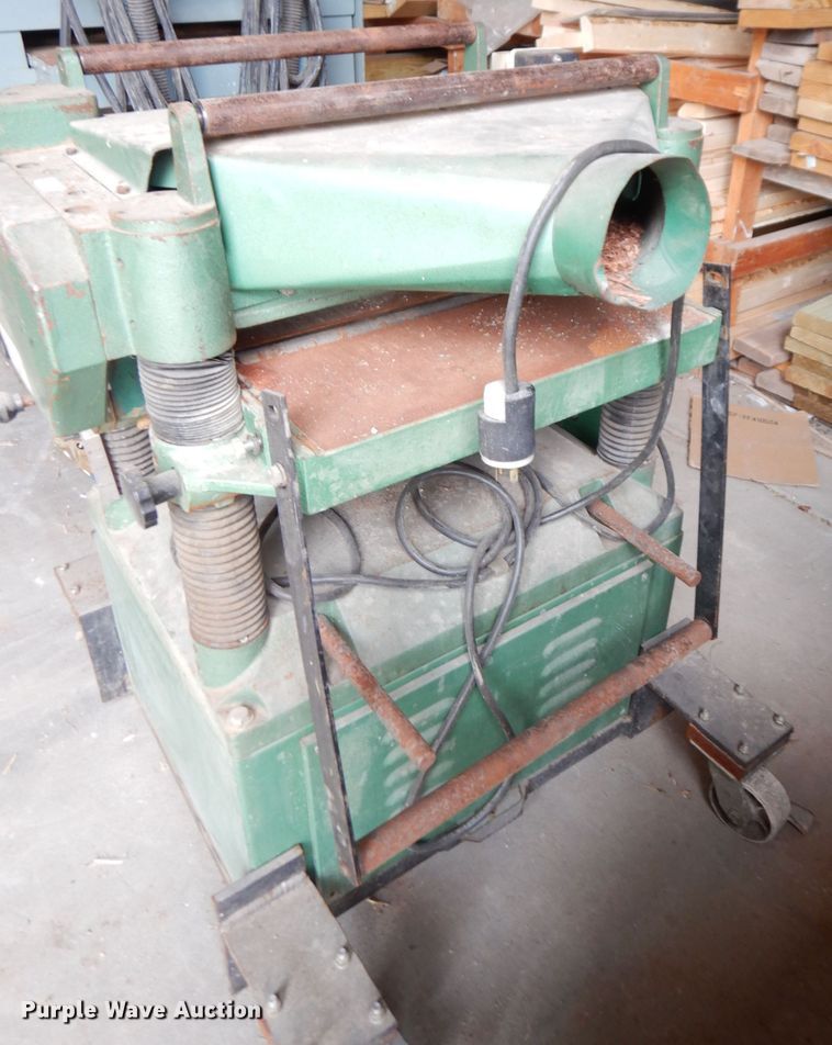 image for item IW9952 1996 Grizzly  20" planer