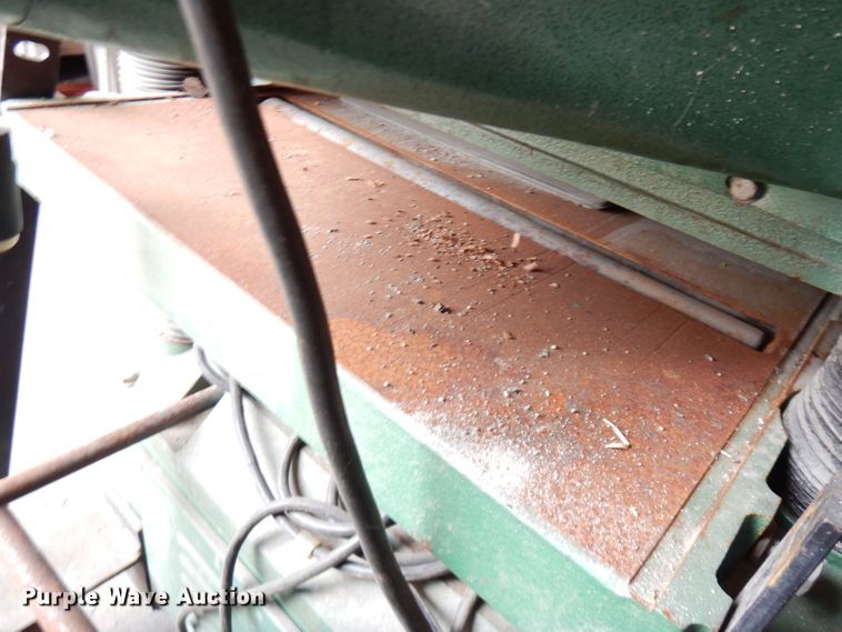 image for item IW9952 1996 Grizzly  20" planer