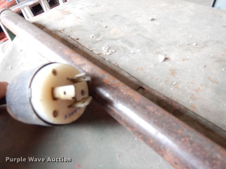 image for item IW9952 1996 Grizzly  20" planer