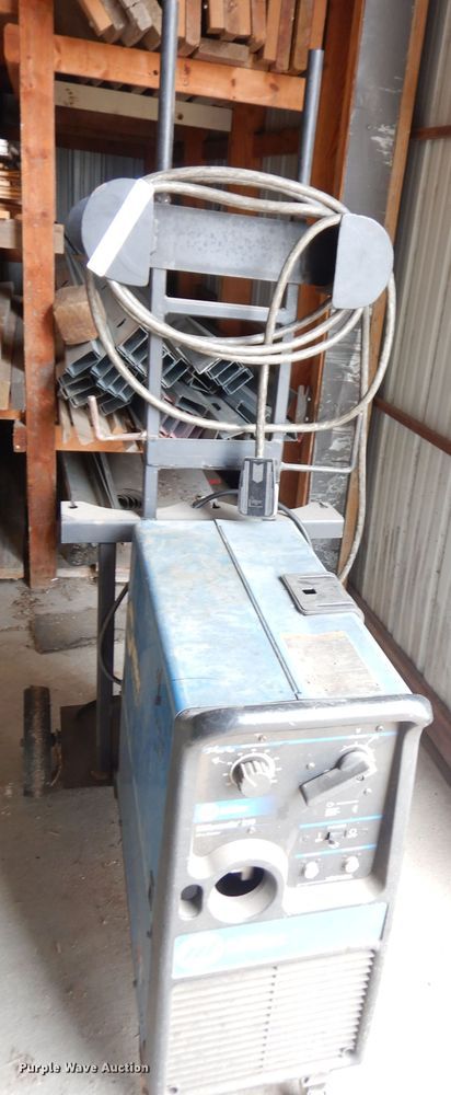 image for item IW9953 Miller Millermatic 210  welder