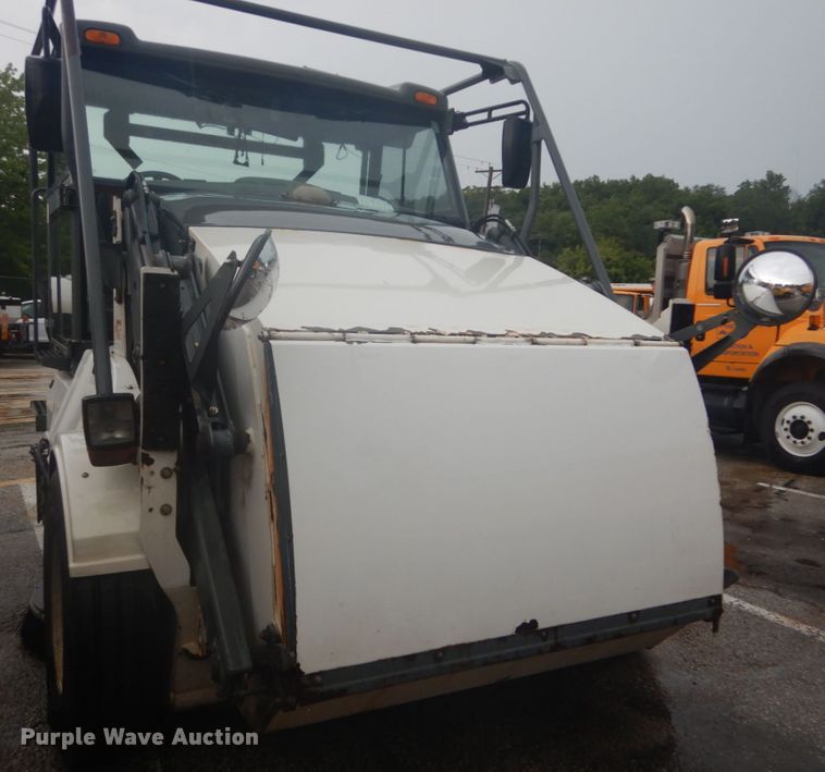 image for item JI9526 2008 Elgin Pelican Series NP  street sweeper truck