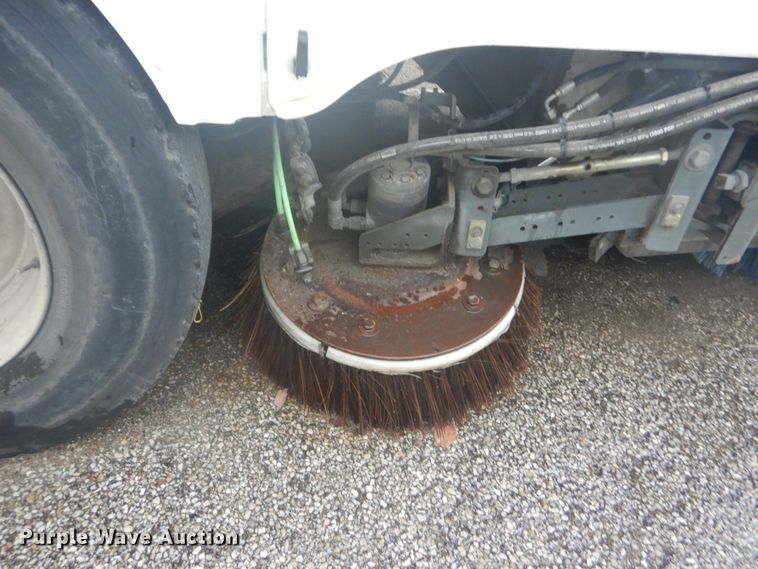 image for item JI9526 2008 Elgin Pelican Series NP  street sweeper truck